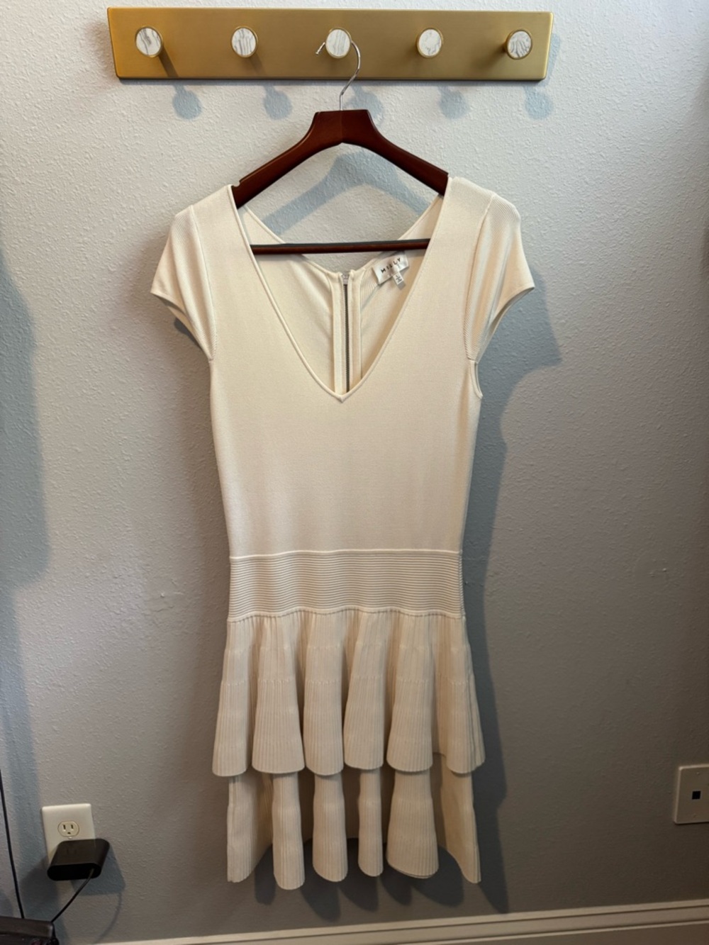 Milly Cream V-Neck Tiered Mini Dress Sz Large